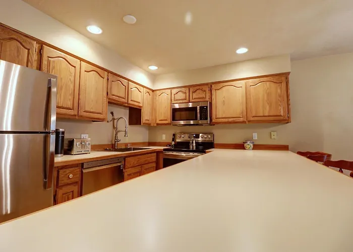 Apartment Sb102 Snowbridge 2br 2ba Copper Mountain