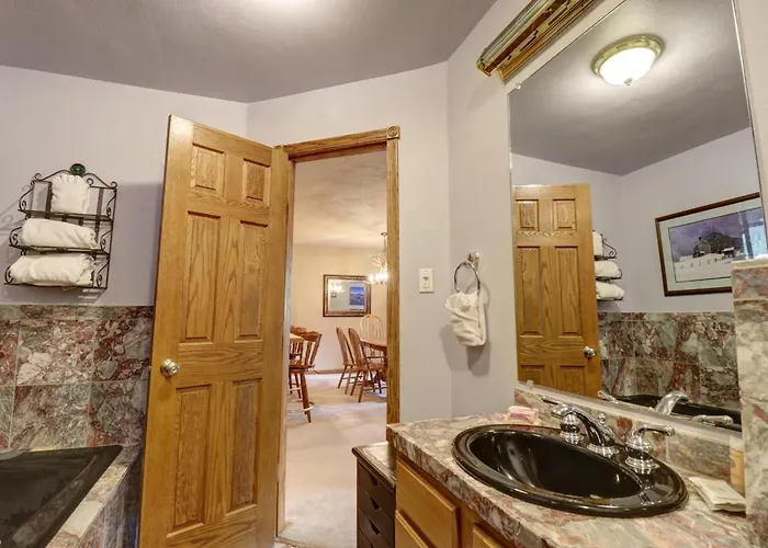 Sb102 Snowbridge 2br 2ba