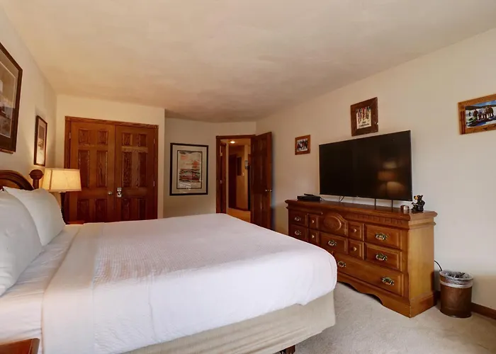 Sb102 Snowbridge 2br 2ba Apartment